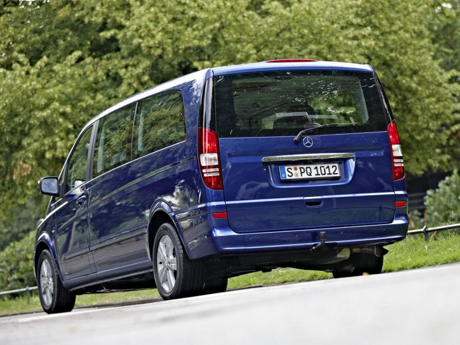  Mercedes-Benz Viano 2010 года  (фото 4 из 32)